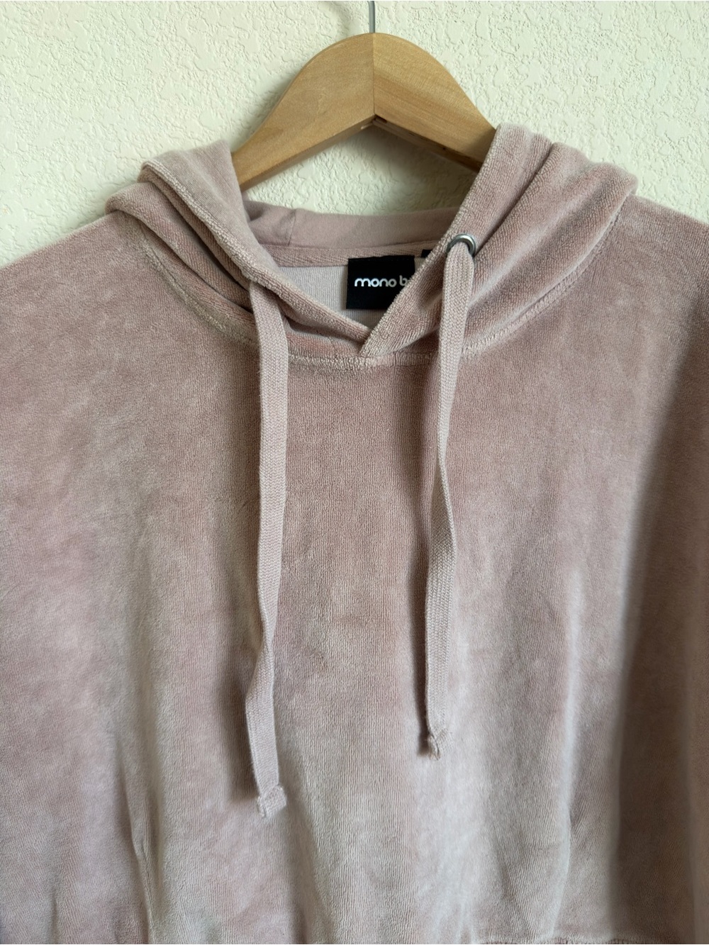 Mono B Velour Cropped Hoodie M Mauve Pink Ribbed Pullover Sweatshirt Athleisure - Picture 5 of 10